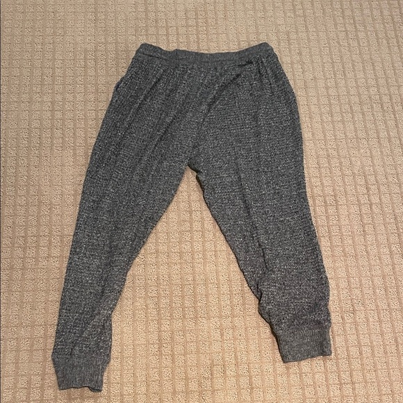 American Eagle Outfitters Gray Knit Lounge Joggers - Picture 4 of 6